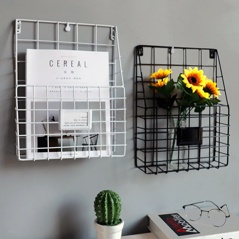 Creative and Simple Wrought Iron Wall Hanging Magazine Rack Storage