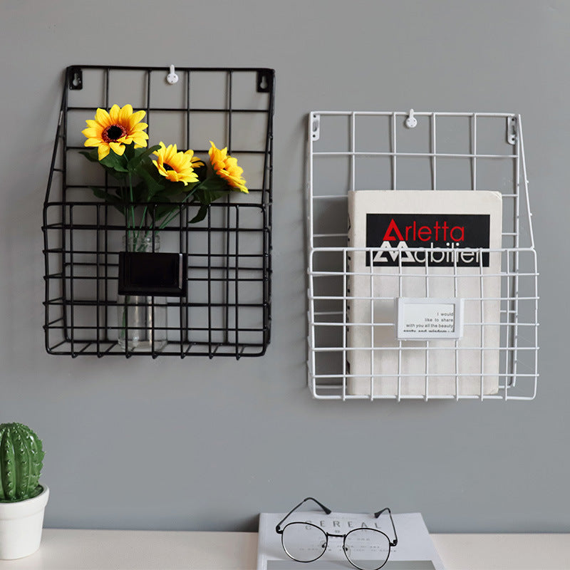 Creative and Simple Wrought Iron Wall Hanging Magazine Rack Storage