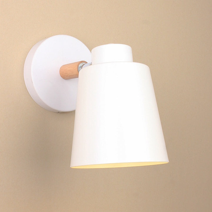 Simple Wooden Bedroom Bedside Wall Lamp