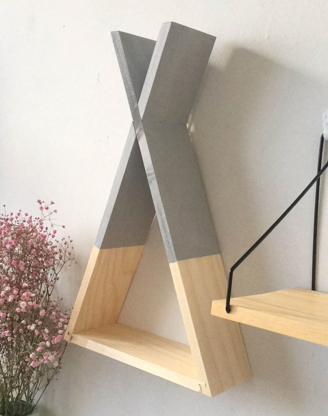 Nordic wood x triangle shelf