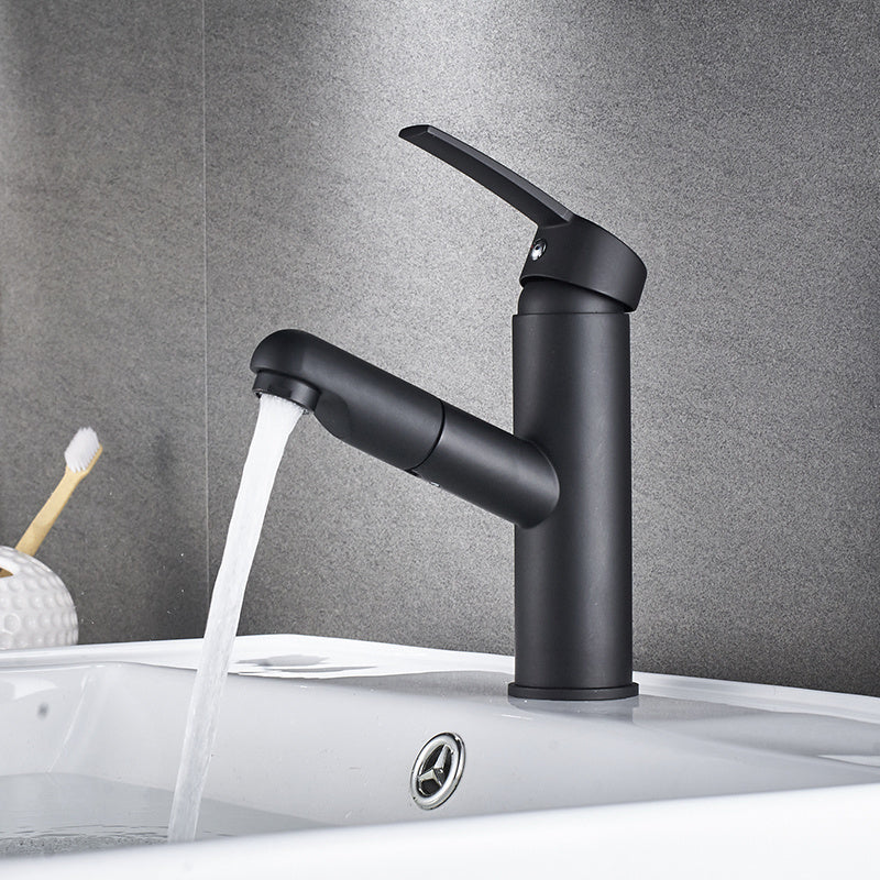 Robinet d'eau chaude et froide pour lavabo