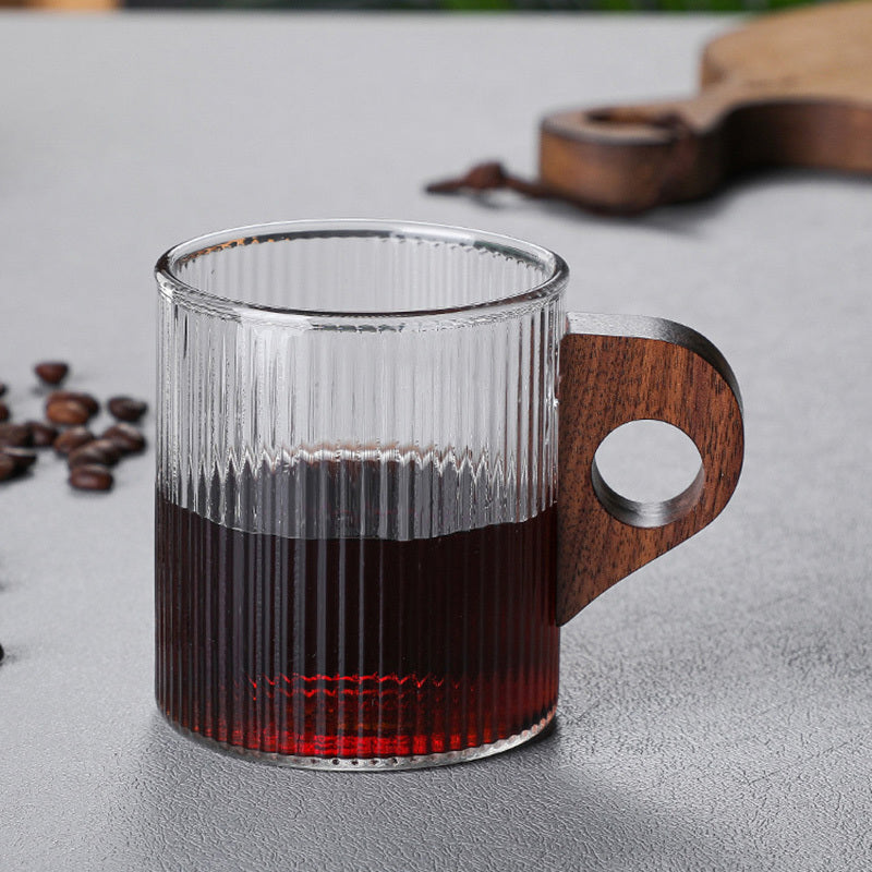 280 ml italienischer Stil Hängeohrglas Kaffeesaft Milchbecher mit Holzgriff