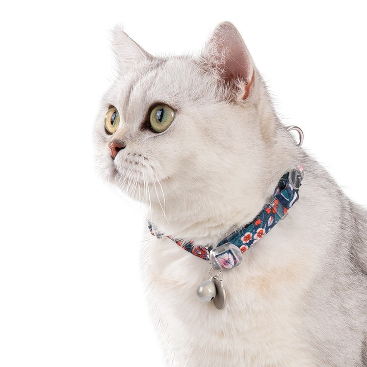 Pet Cat Brand Bell Fragmented Flower Collar