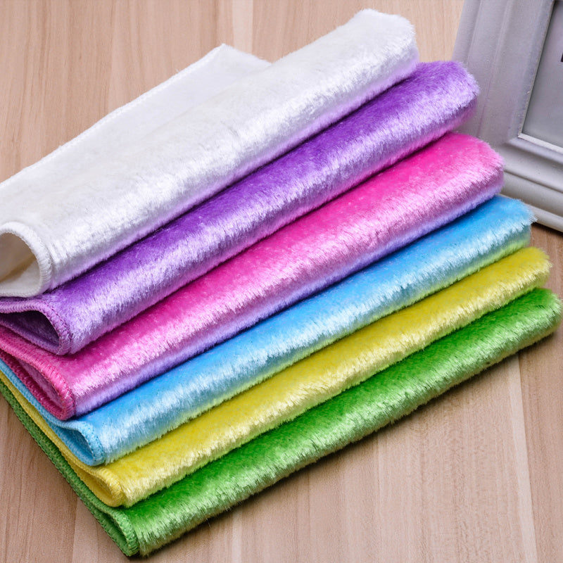 Absorbent And Lint-free Kitchen Cloths Made From Fine Wood Fibres