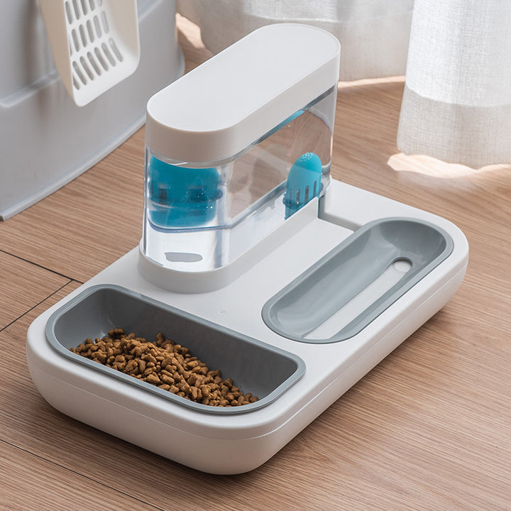 distributeur automatique d'eau et de nourriture pour chat